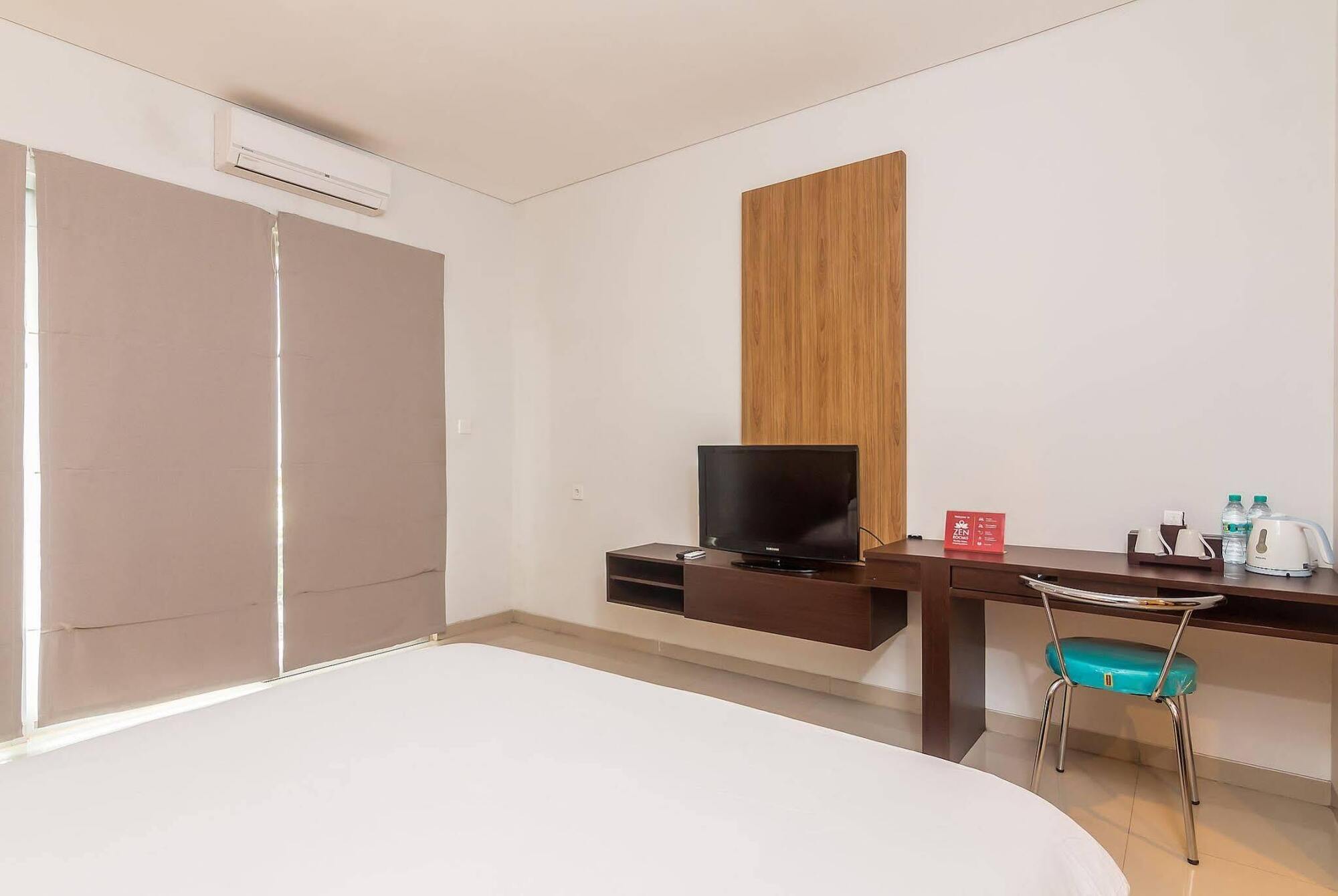 Zen Rooms Seminyak Mertanadi Екстериор снимка